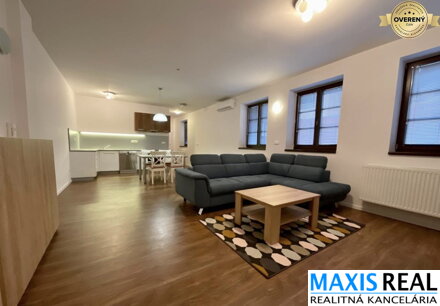 TOP NA PRENÁJOM: Veľký klimatizovaný 2-izbový byt s výmerou až 120m2 v centre Trnavy 