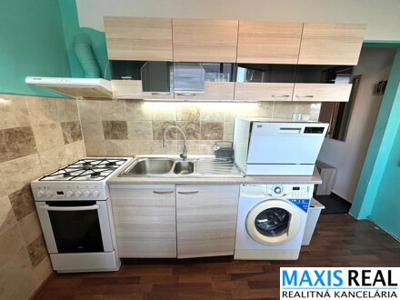 REZERVOVANÉ:NA PREDAJ: Priestranný 1-izbový byt s balkónom, klimatizáciou a výbornou polohou