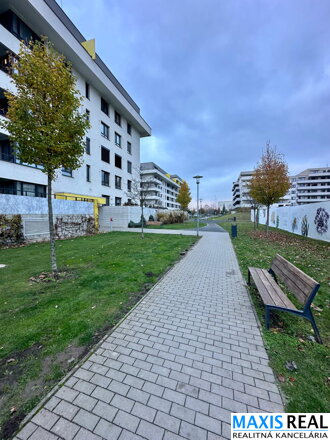 NA PREDAJ: Moderný 2-izbový byt s balkónom v novostavbe ARBORIA – Trnava