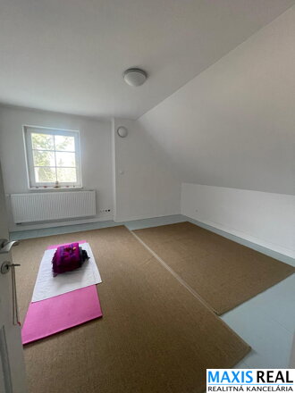 NA PREDAJ:Baťova horáreň v Tužine – jedinečná historická vila po rozsiahlej rekonštrukcii